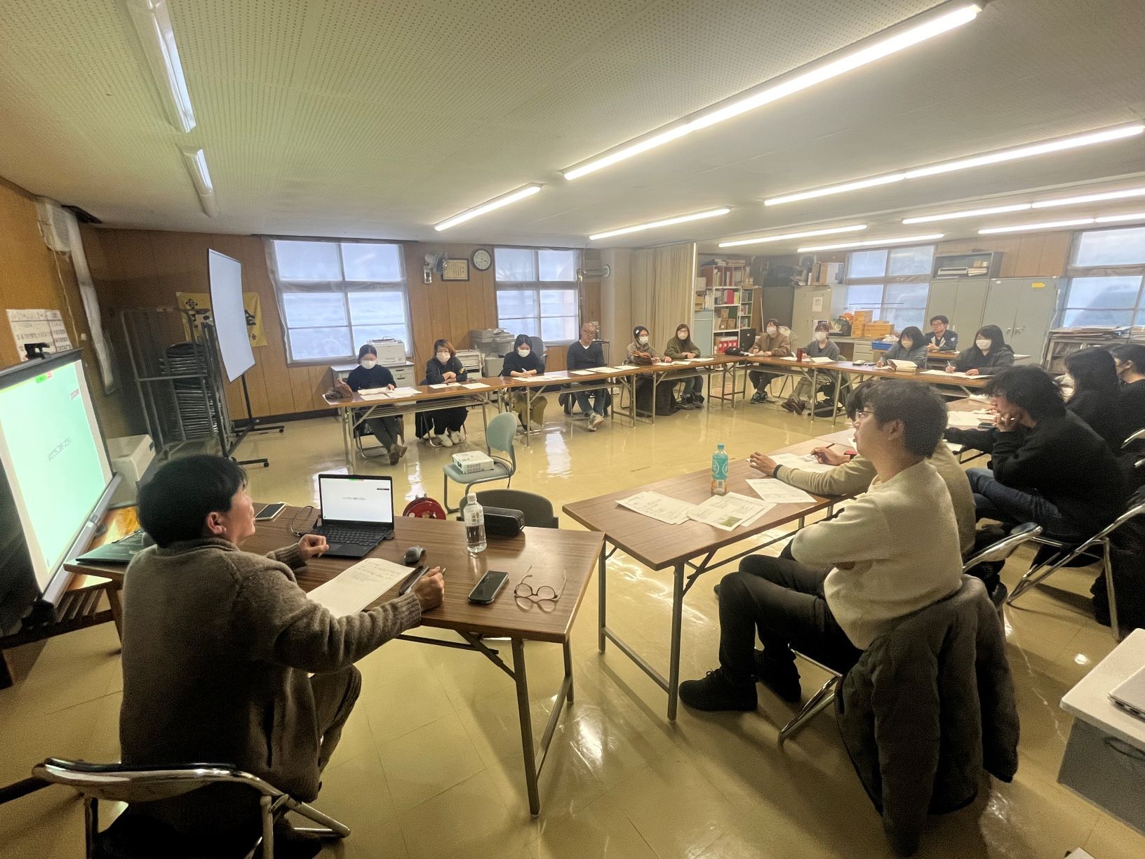 収量向上のための栽培管理について話す渡邉さん