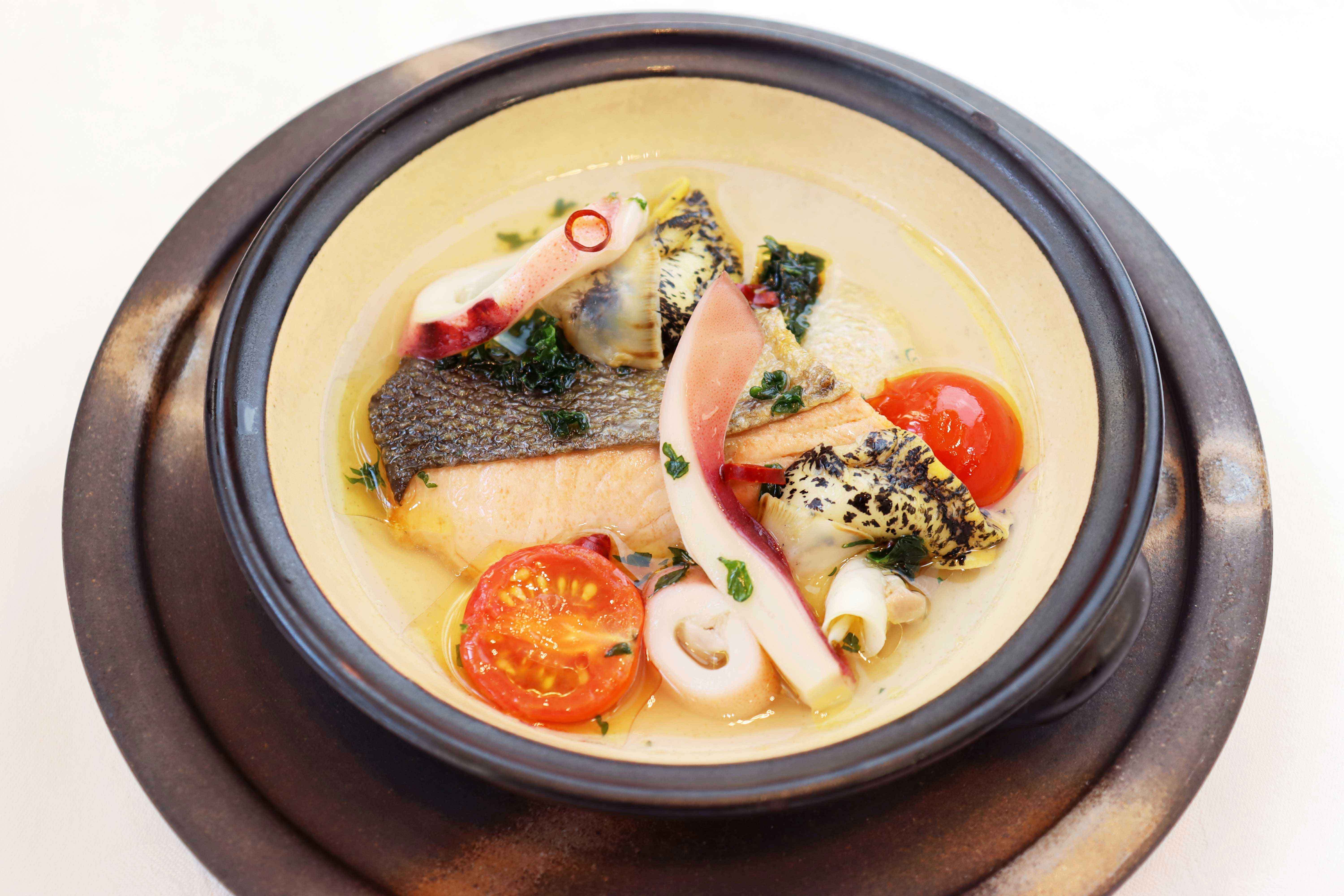 〇みついし昆布出汁の和風アクアパッツァ