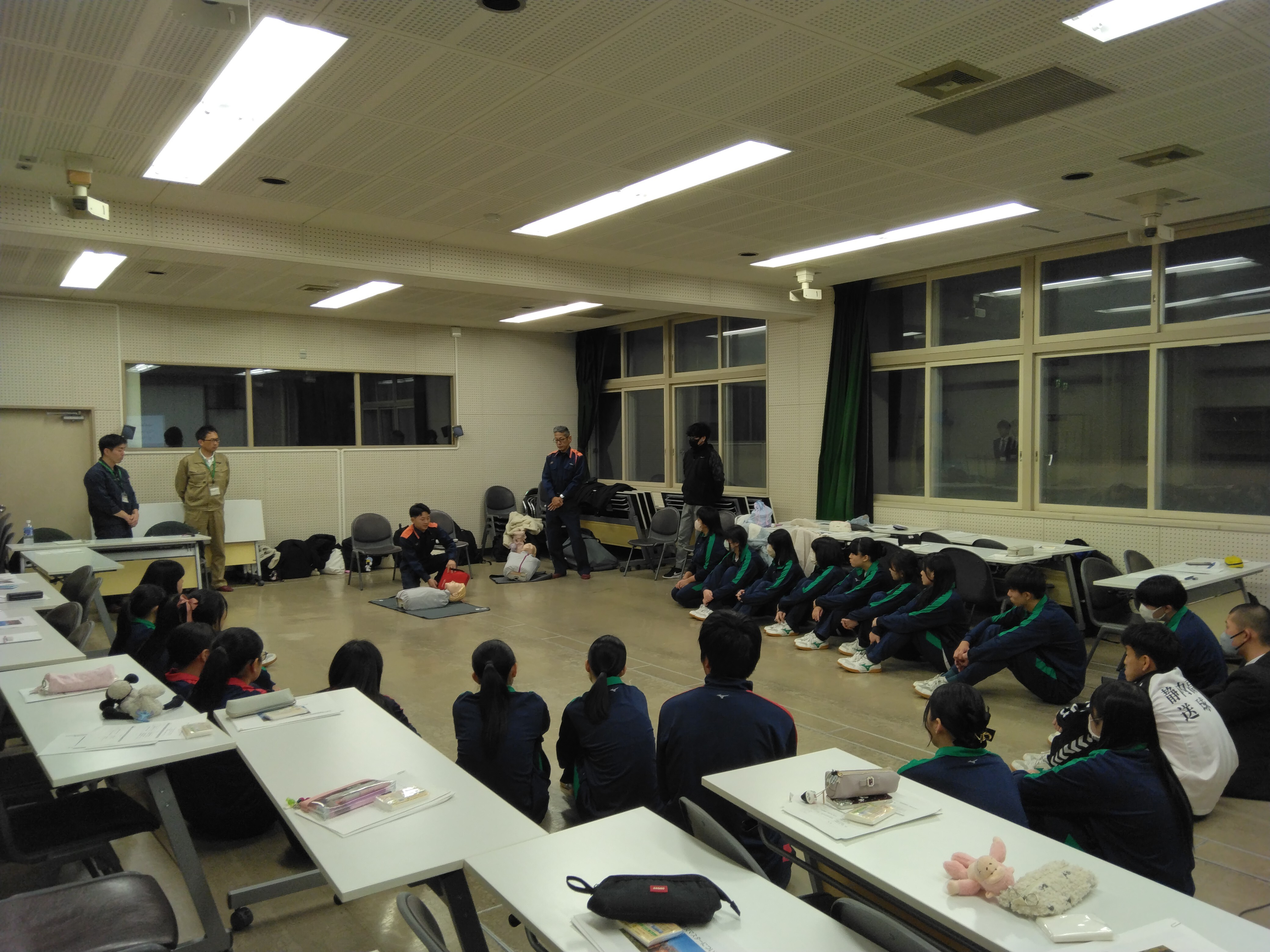 負傷者等の救出・救助訓練