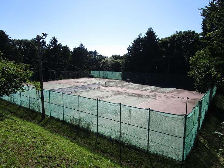 判官館森林公園テニスコート
