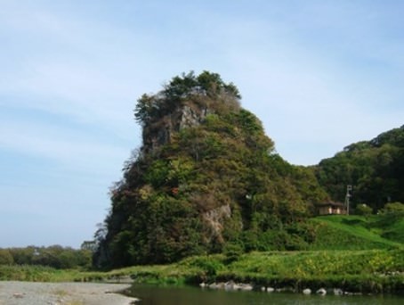 蓬萊山（新ひだか町指定名勝）